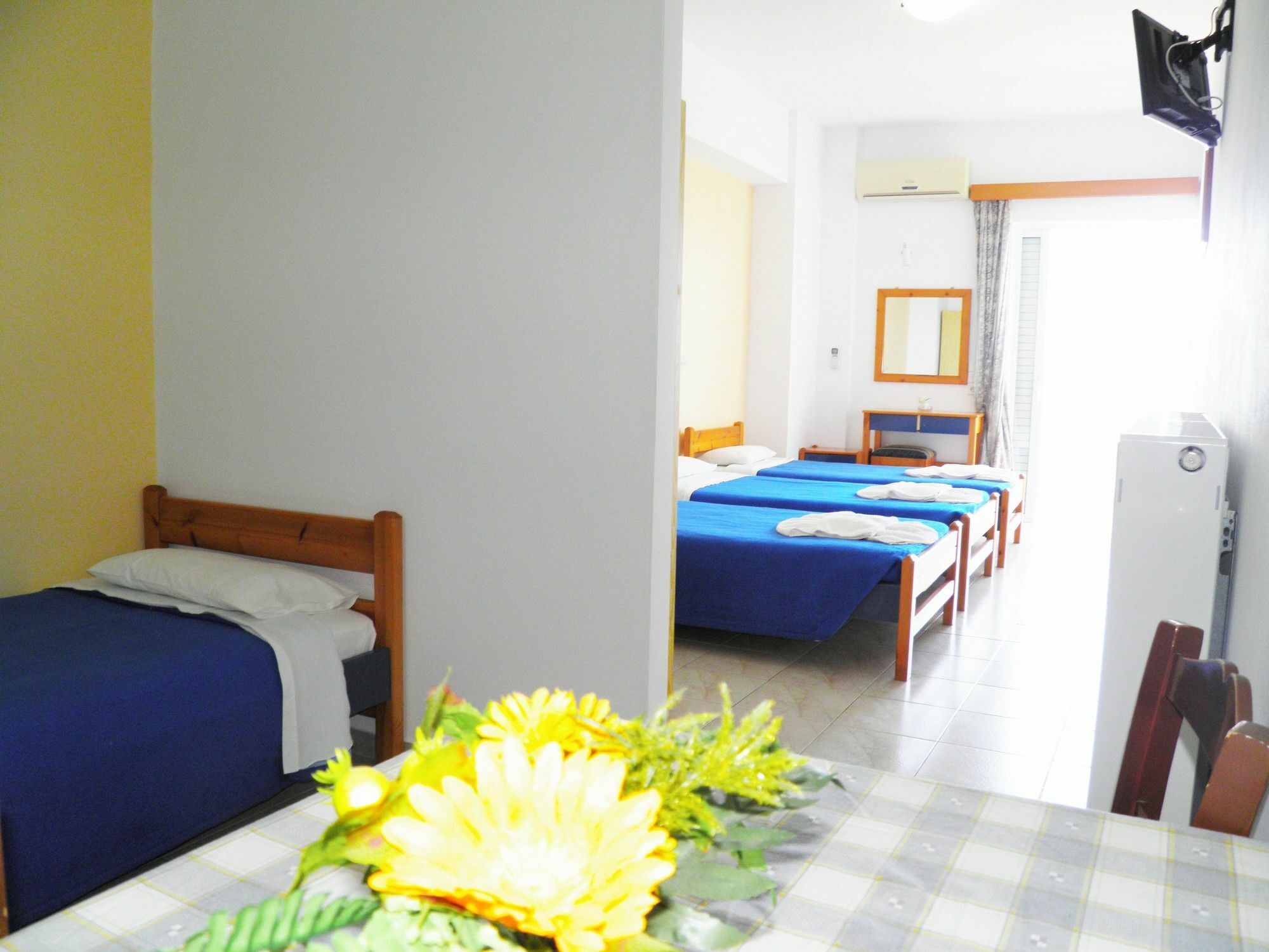 Christi Apartments Калівес Екстер'єр фото