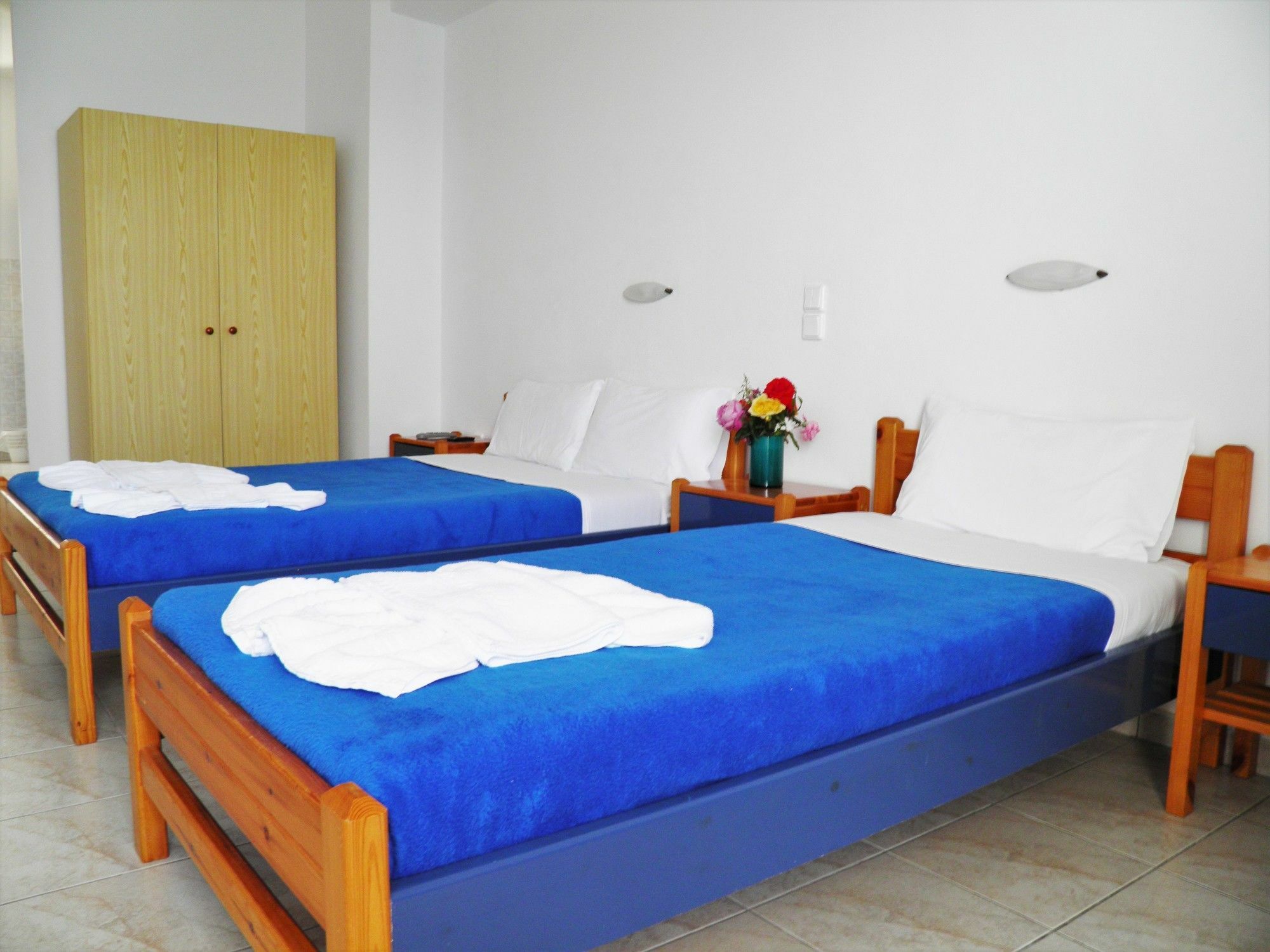 Christi Apartments Калівес Екстер'єр фото